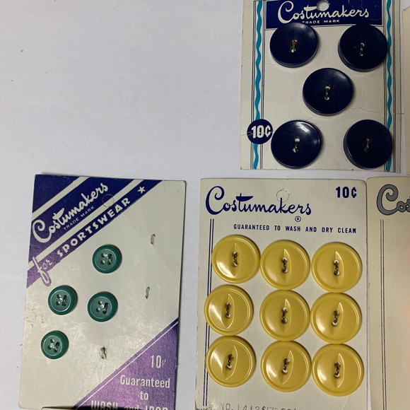 Costumakers Office Costumakers Vintage Buttons Plastic Lot Of 67